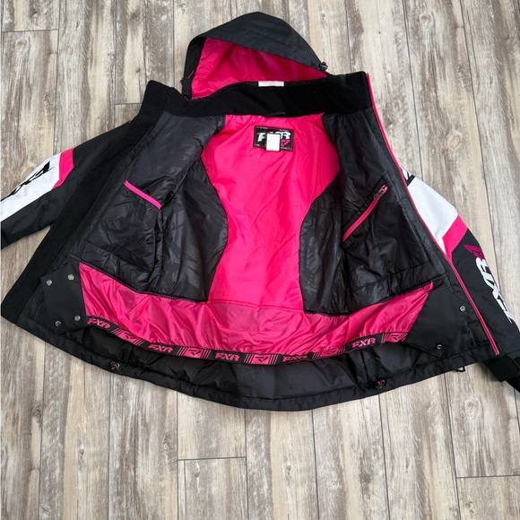 Women FXR Snowmobile Jacket and Bibs Set - Picture 4 of 11